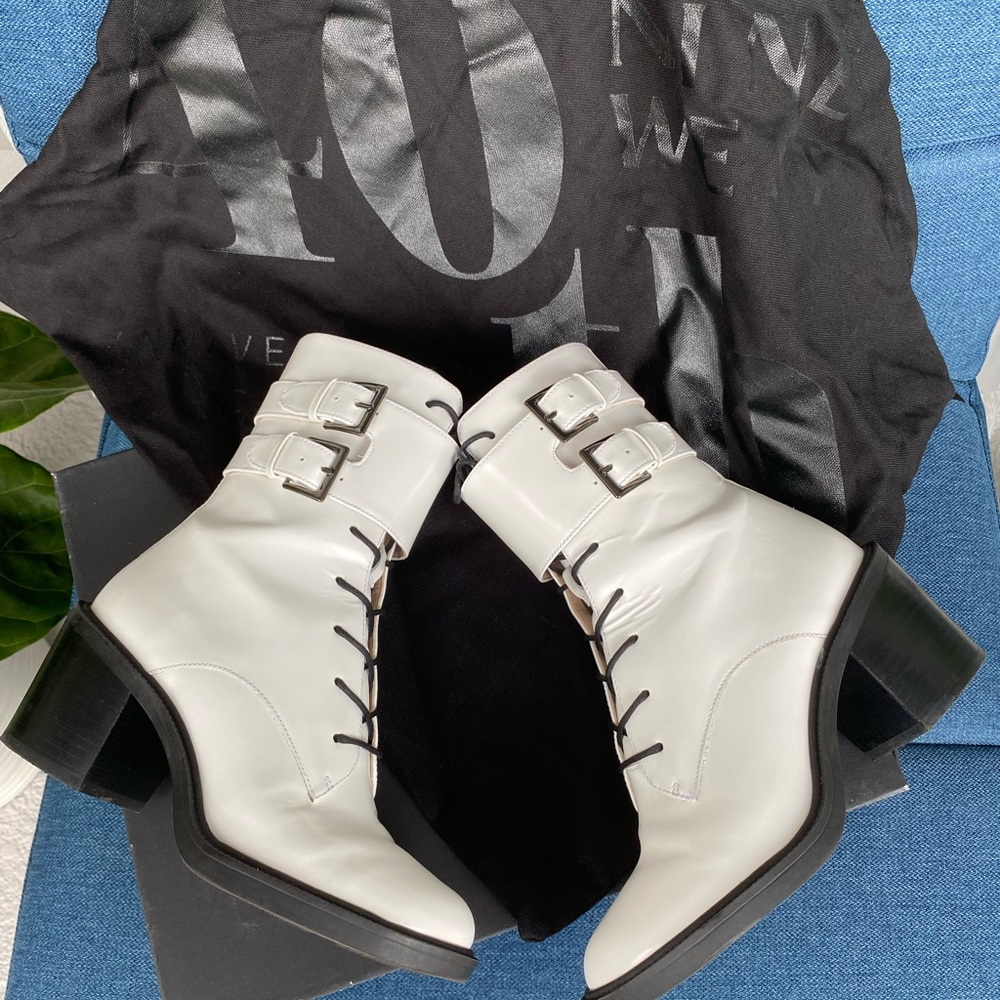 COPY - Nine West Stylish White Boots